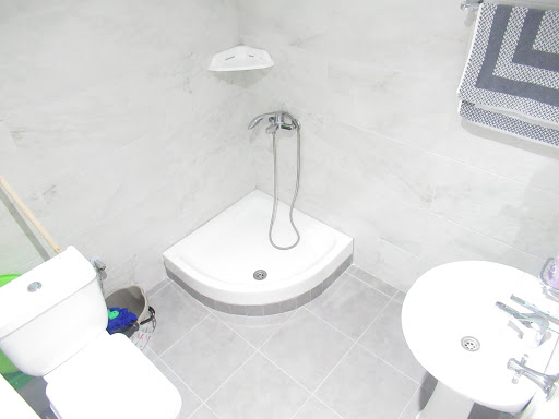 Αrtistic Rent Rooms & Apartments
