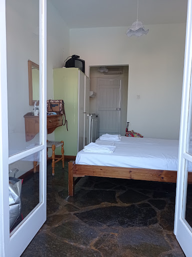 Boulas Hotel