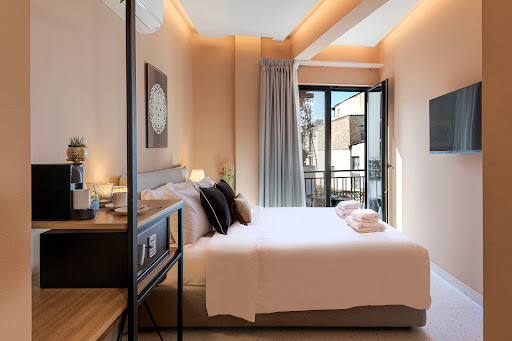Clyde Athens by Nin&Bau