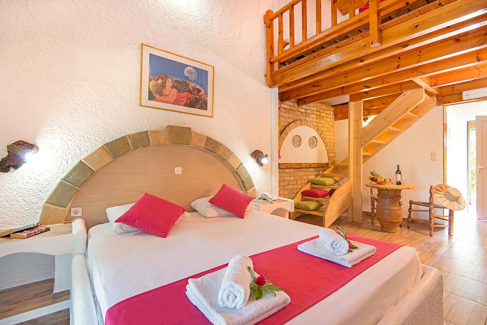 Elefteria Apts and Suites