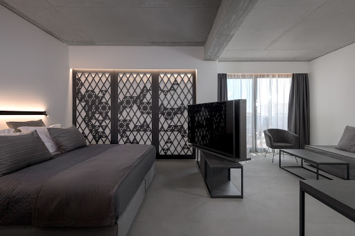 Essence Downtown Suites