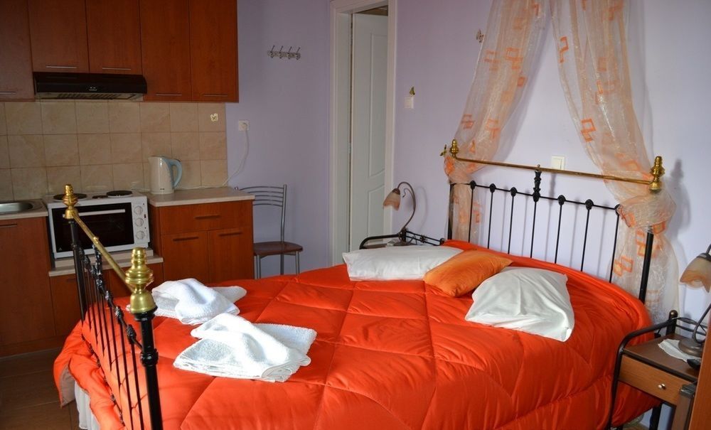 Hermoupoli rooms
