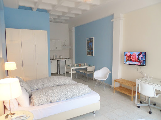 HOMELY STUDIOS