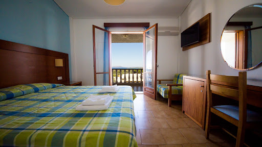 hotel navarone
