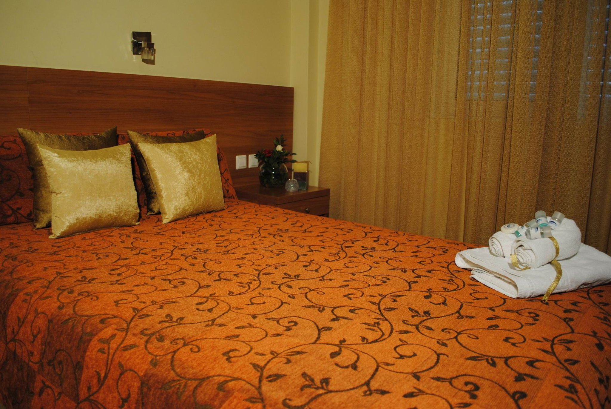 Ideal Hotel