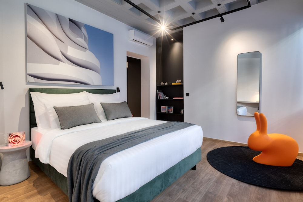Koniama Acropolis Hotel