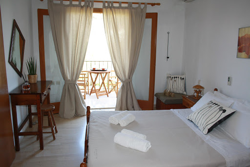 Lagada Holiday Rooms