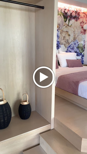 Lines Concept Accommodation
