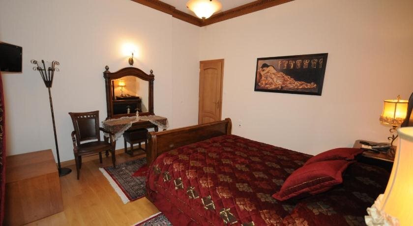 Margit Suites Hotel