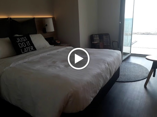 Moxy Patra Marina