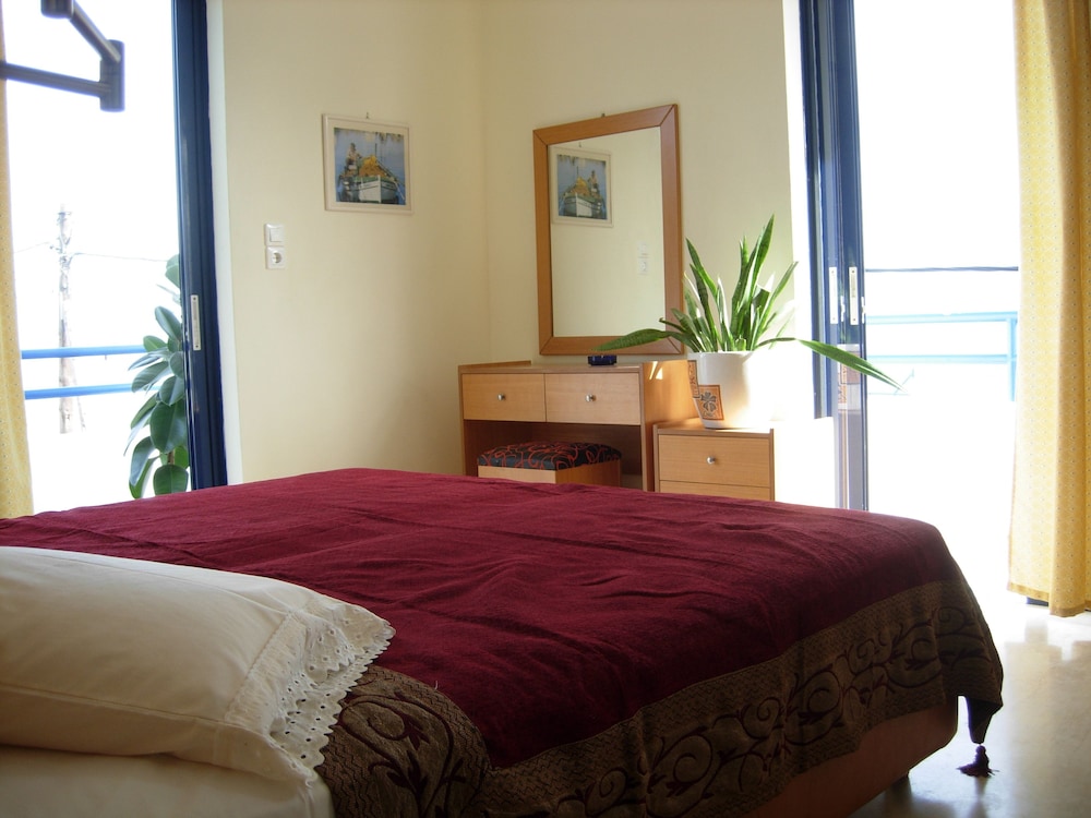 Philippos Studios & Apartments