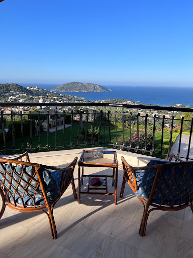 Saronic View