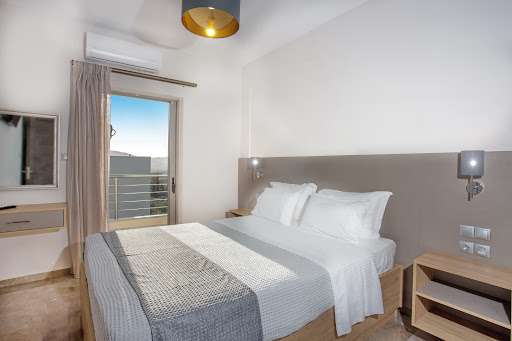Vardians Villas & Suites