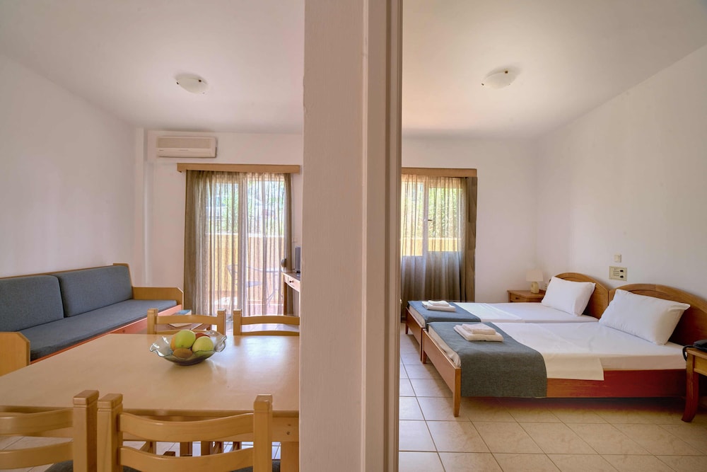 Veronica Hotel