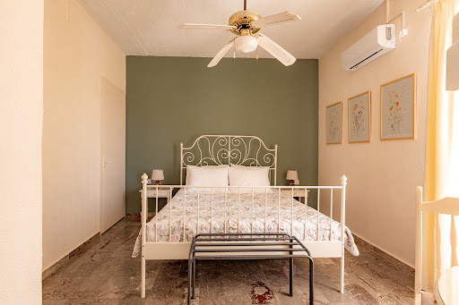 Villehardouin Farm Estate - Apartments & Studios
