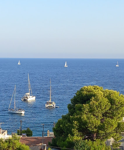 Yiannis Studios